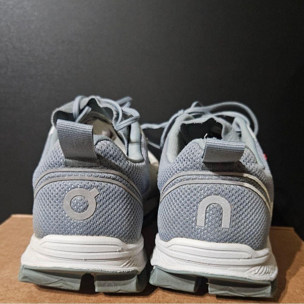 On Running Women’s Sneakers in Light Gray and White - Picture 8 of 10